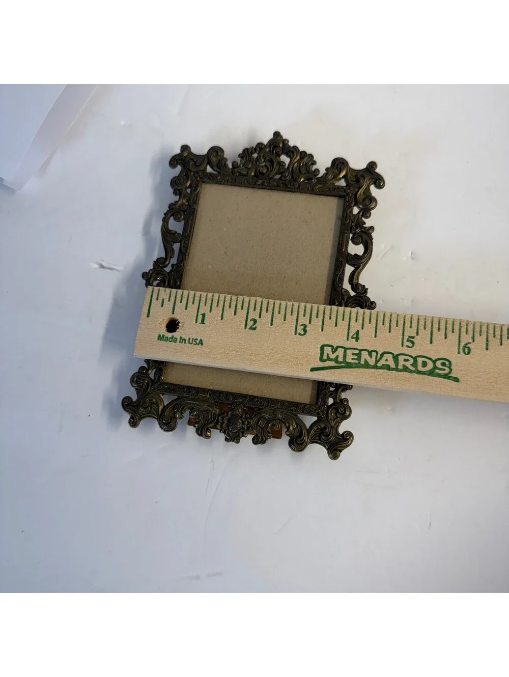 Vintage‎ Ornate Filigree Picture Frame Made in Italy Brass Tone Tabletop B-12
